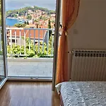 Siesta - Two-bedroom With Balcony And Sea View *