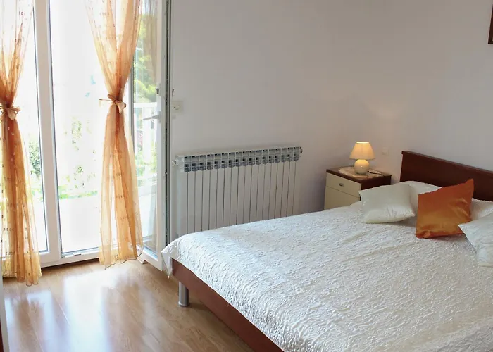 Appartement Siesta - Two-bedroom With Balcony And Sea View