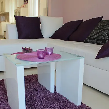 Siesta - Two-bedroom With Balcony And Sea View Cavtat