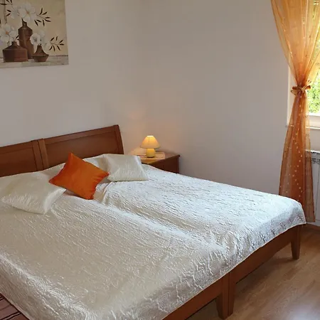 公寓 Siesta - Two-bedroom With Balcony And Sea View