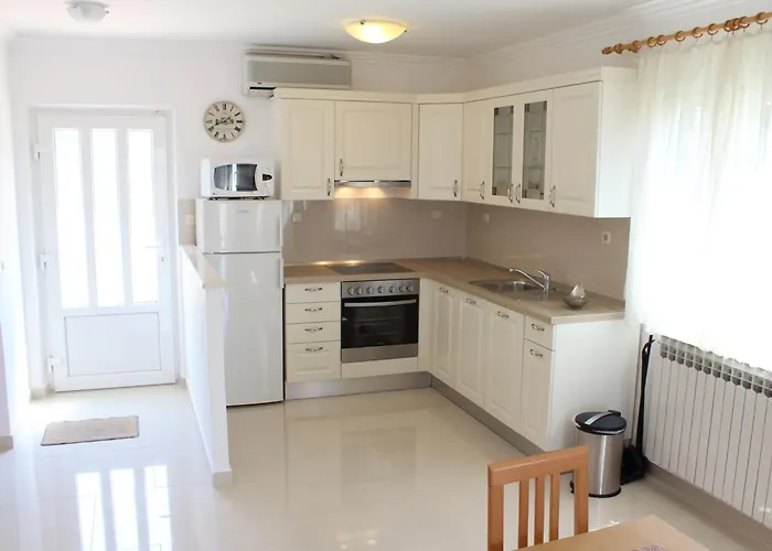 公寓 Siesta - Two-bedroom With Balcony And Sea View *