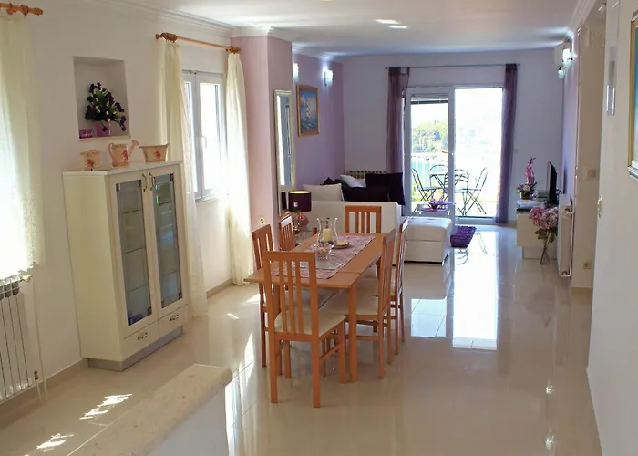 公寓 Siesta - Two-bedroom With Balcony And Sea View 察夫塔特