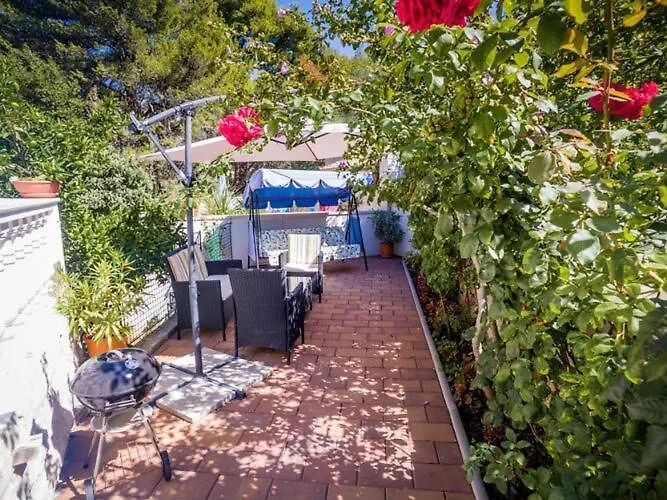 Siesta - Two-bedroom With Balcony And Sea View Cavtat